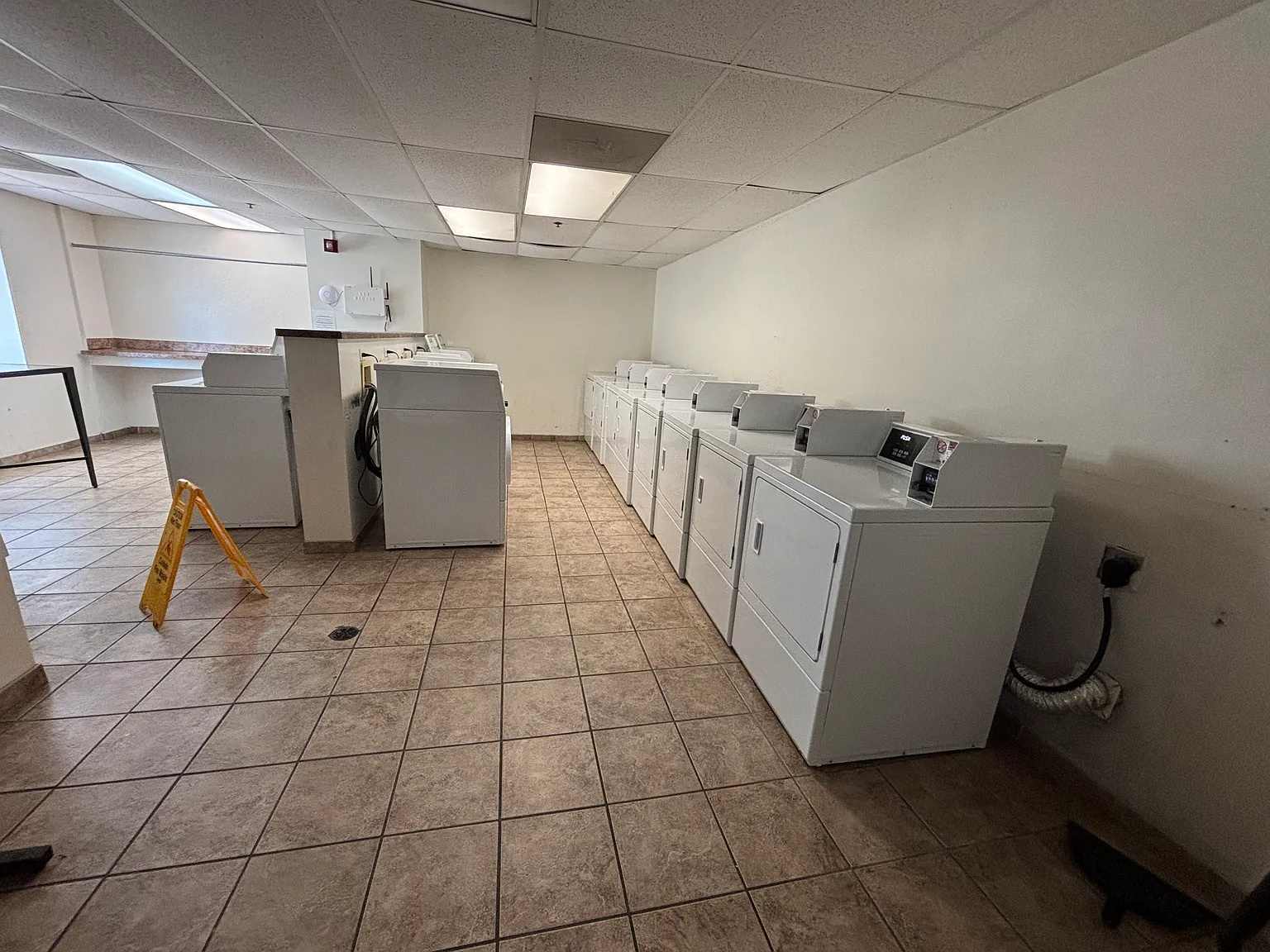 Downtowner Apartments — Photo 4