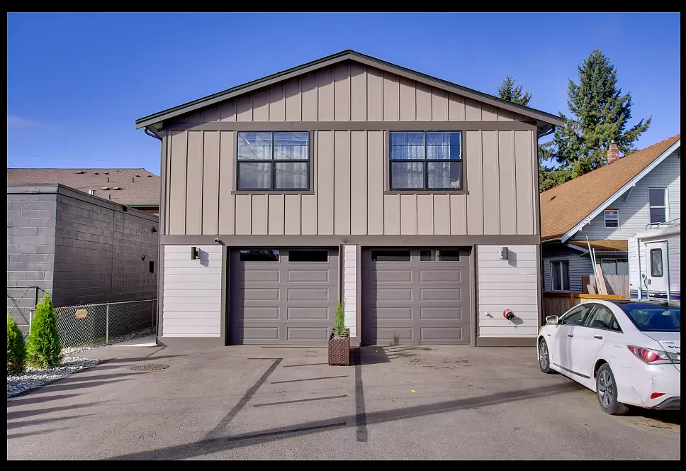3 bed, 1683 sqft, $2,700 — Photo 1