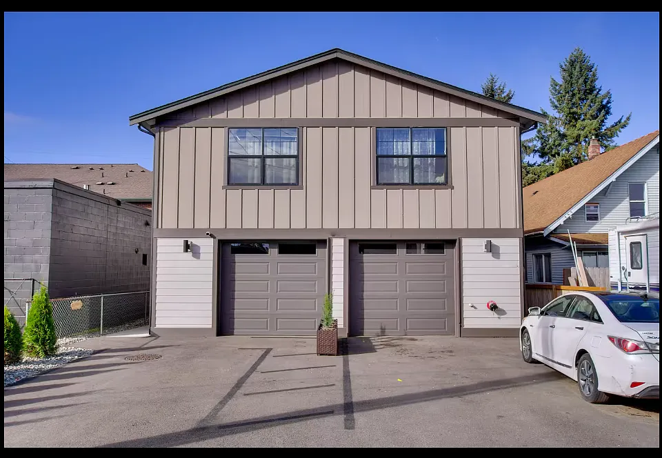 210 Tyler Ln #101