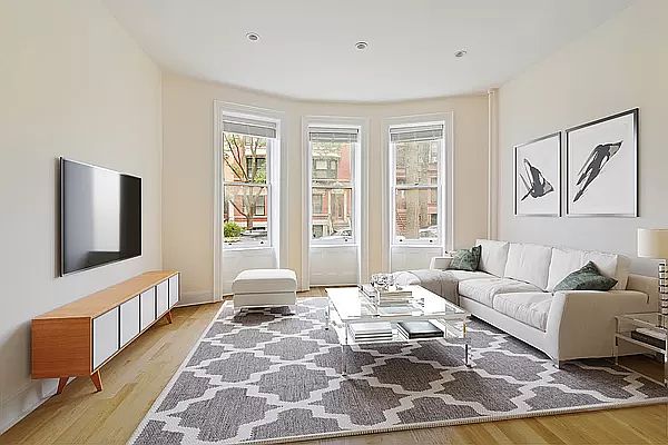1st image of 570 7th St APT 1A