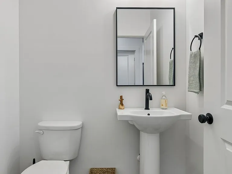 700 N Dupont Ave #310A — Photo 26