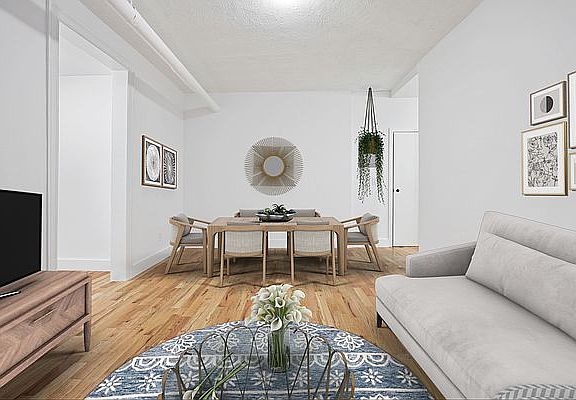 3rd image of 810 W 183rd St #Ba