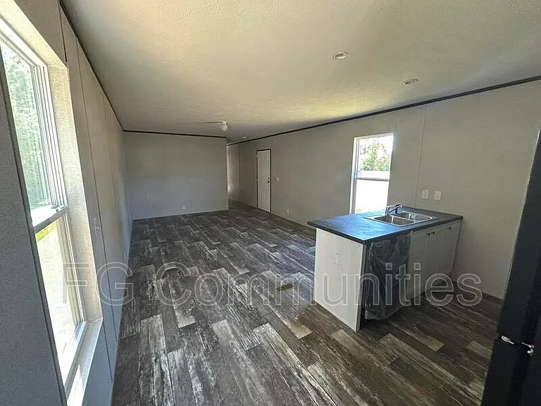 101 Pistol St — Photo 6