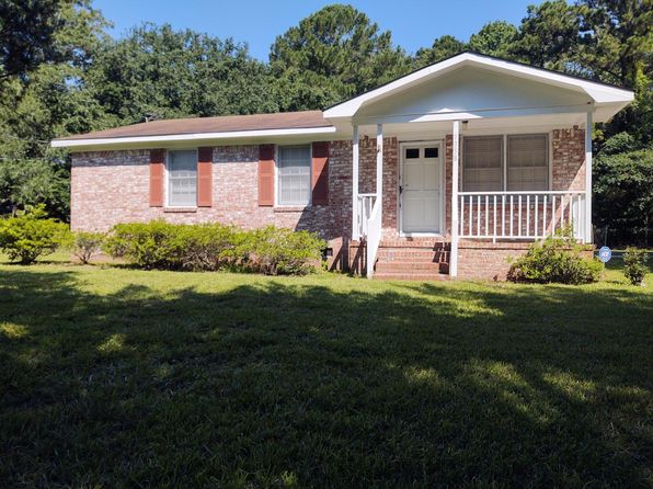 7358 Commodore Rd