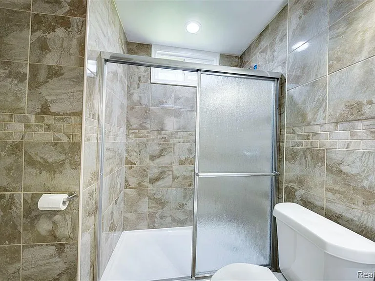 35030 Michelle Dr — Photo 37