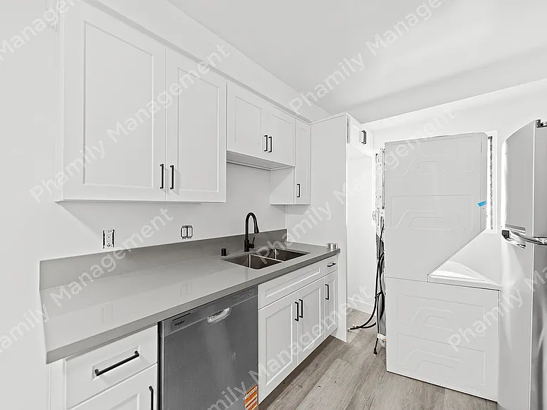 Madison Apt — Photo 5