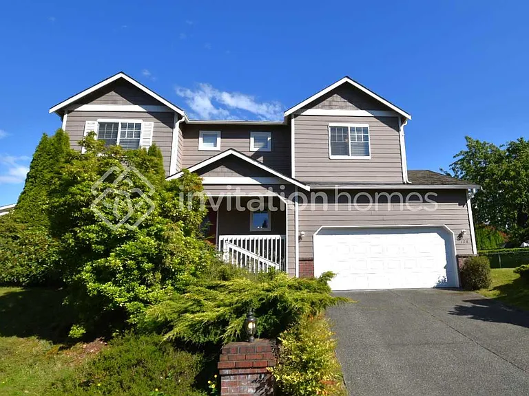 126 Forest Ct — Photo 1