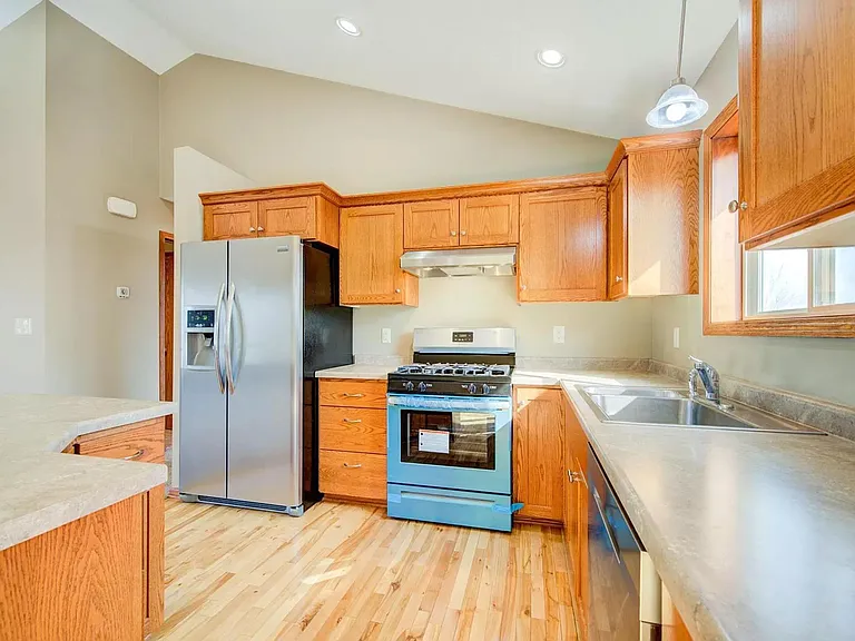 5550 Weatherstone Ln NW — Photo 3