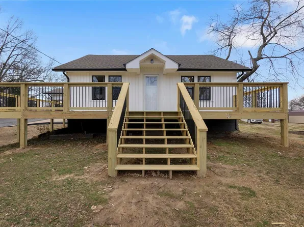 601 N Prairie St, Bloomfield, MO 63825