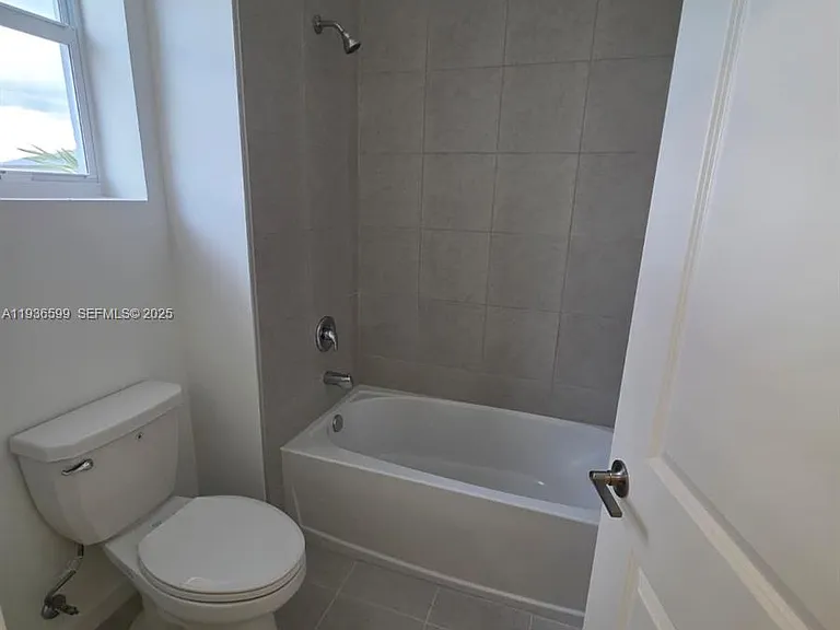 19571 SW 339th Ter — Photo 25