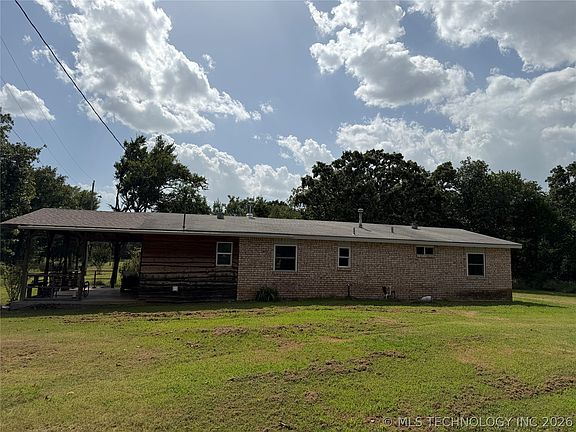3rd image of 723 Double Springs Rd