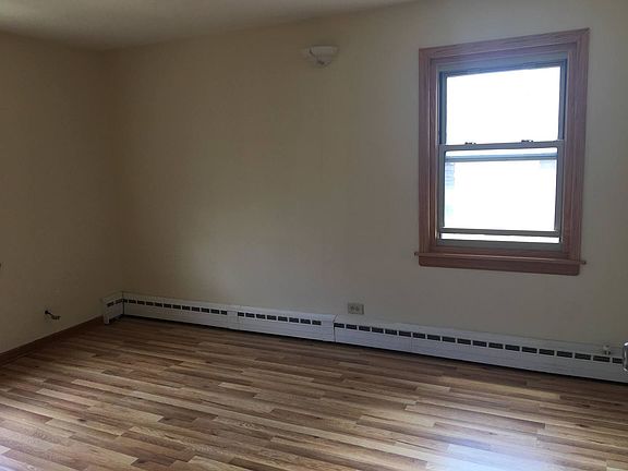 4th image of 2121 W Farragut Ave APT 1G