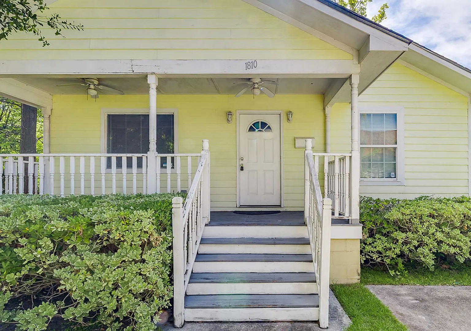 SCAD-Friendly 3BR Home Near Bus Route Perfect for Roommates — Photo 4