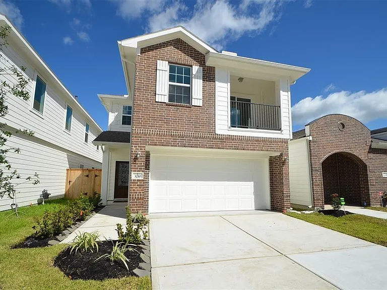 3210 Harmony Creek Ln — Photo 2