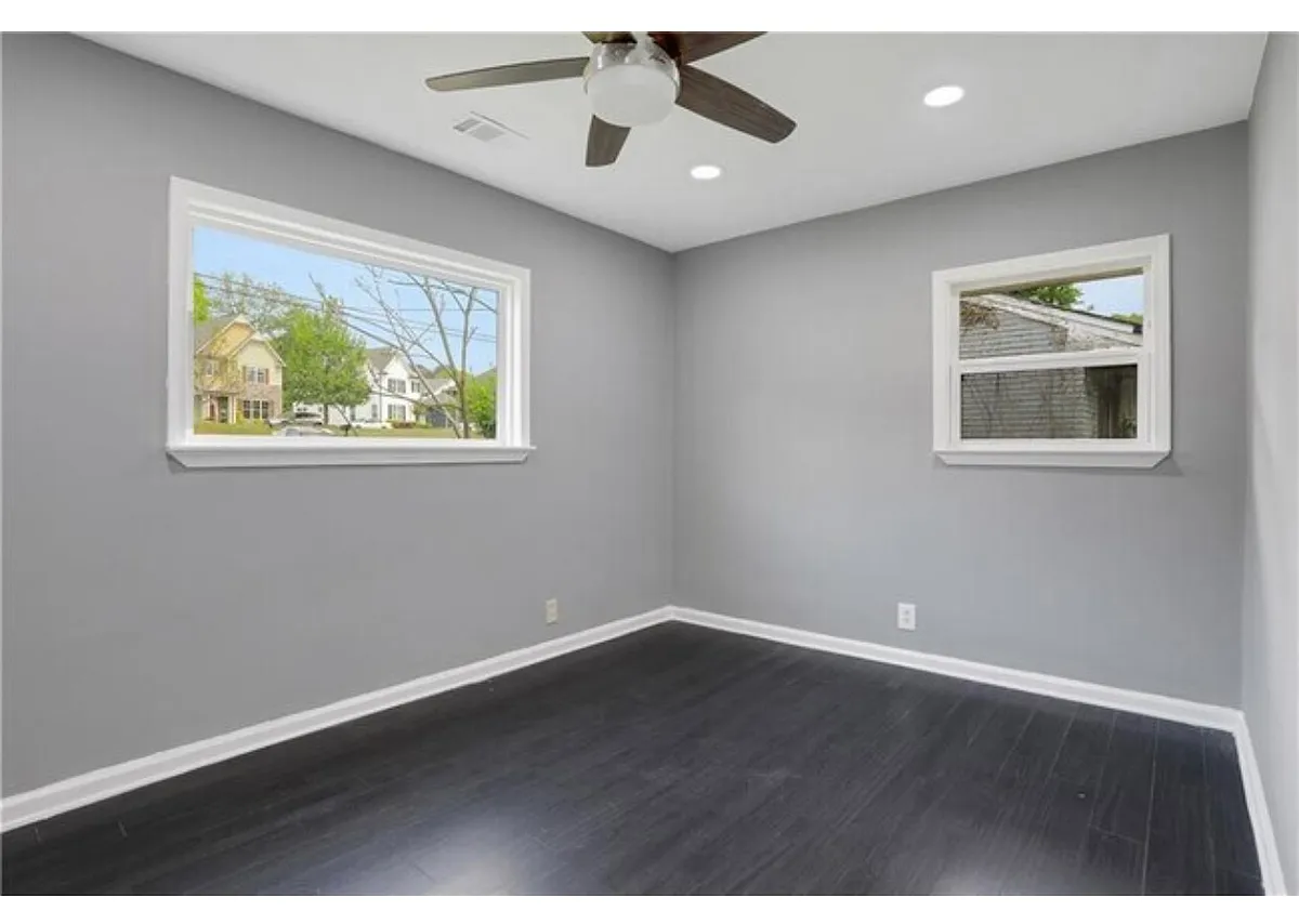 Building Photo - 2681 Tilson Rd