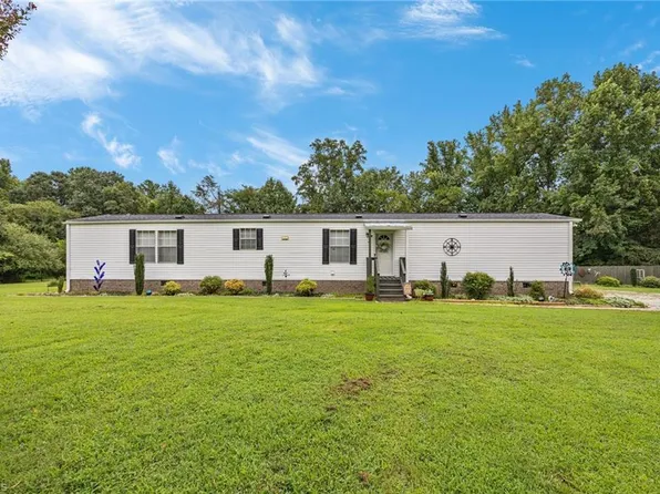2986 Worth Ln, Haw River, NC 27258