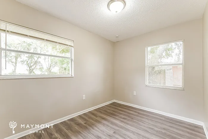 705 Maple Ave — Photo 11