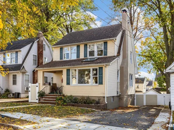 170 Maplewood Ave, Bogota, NJ 07603