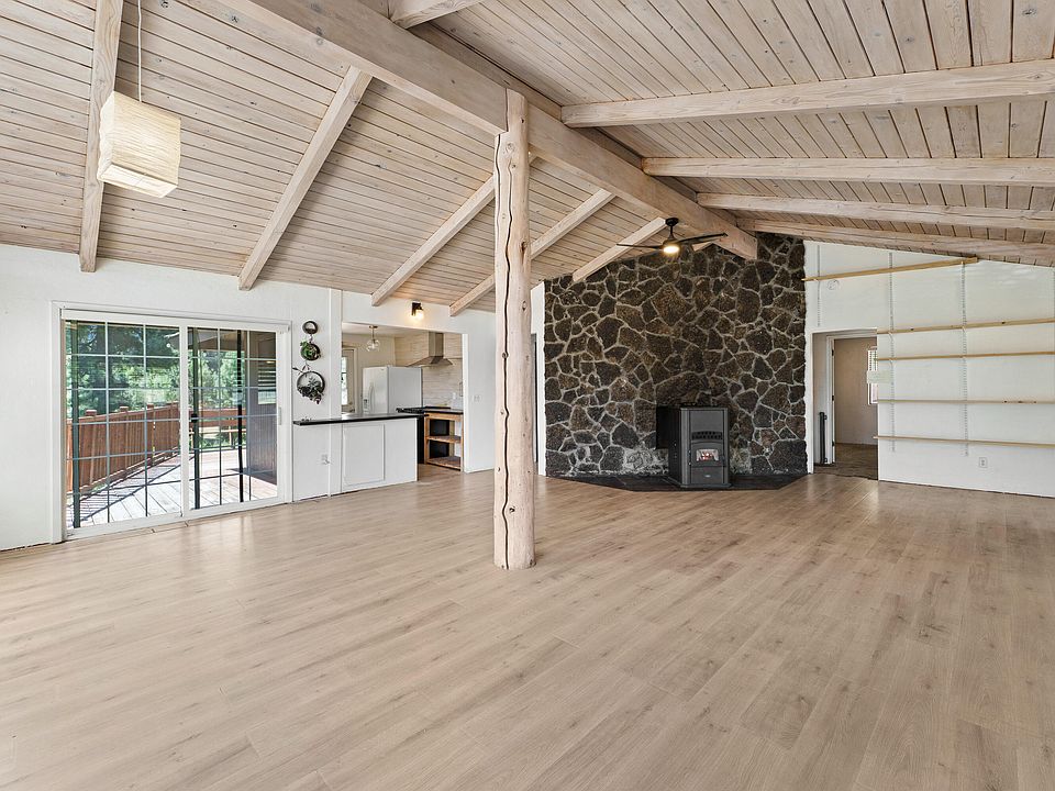 19143 Pumice Butte Rd, Bend, OR 97702 | Zillow