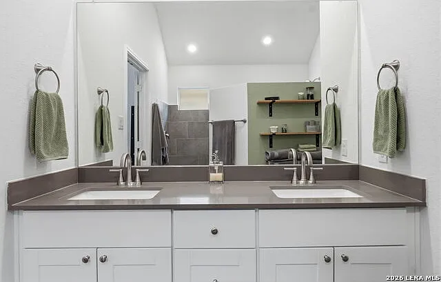 14531 Austin Hts — Photo 26