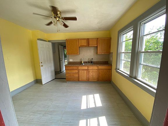 5th image of 14512 Glendale Ave