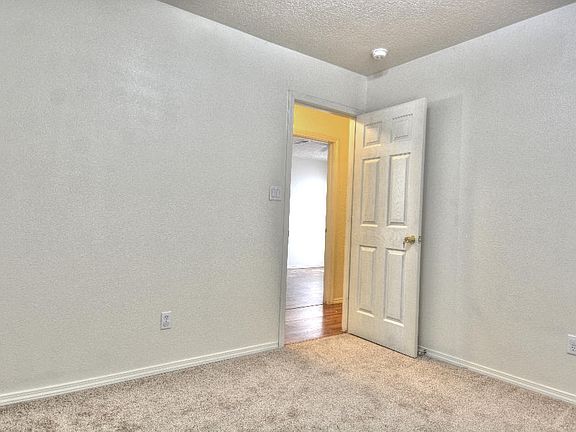 4th image of 6055 Park South Pl NW