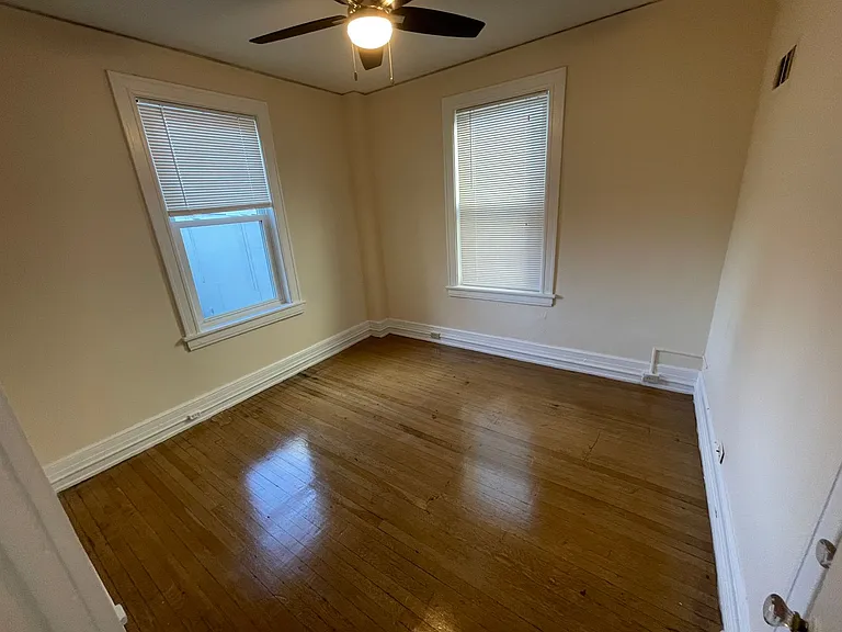Belvedere House Apartments — Photo 4