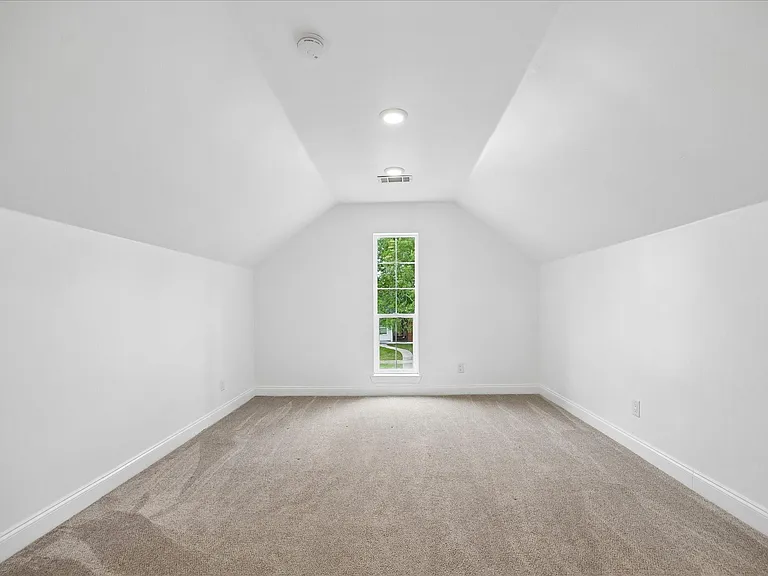10602 Riverview Dr — Photo 29