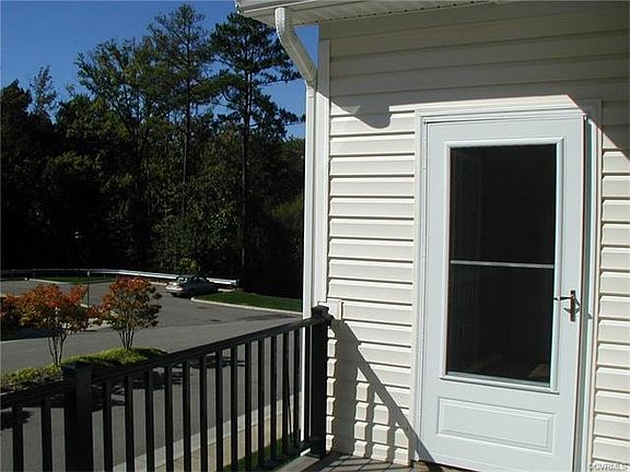 3rd image of 1001 Heathsville Ct Unit B