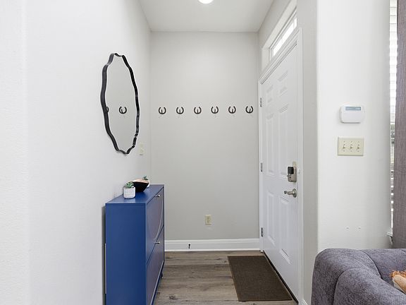 5th image of 2801 Goodwin Ave #B