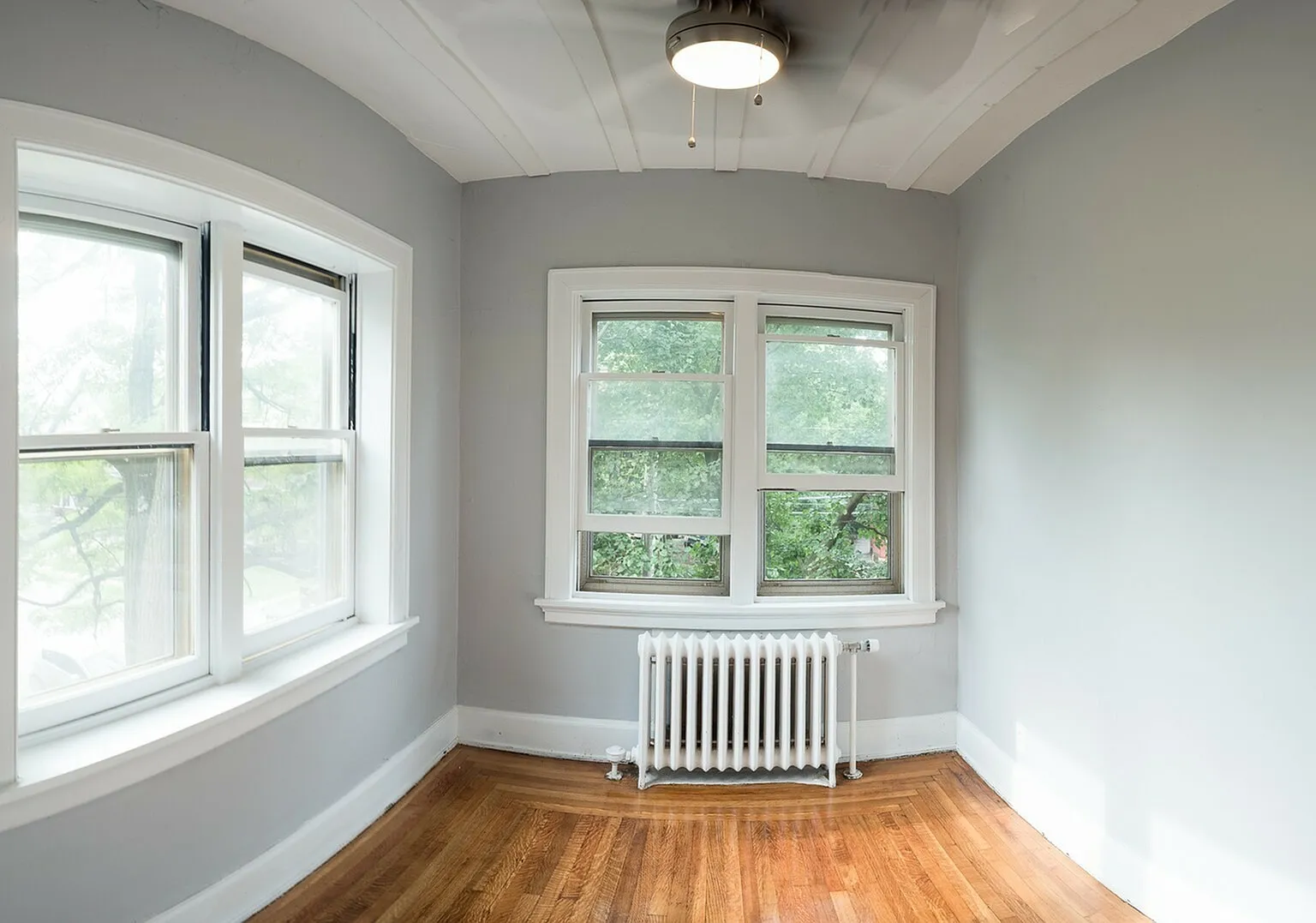 384 Probasco — Photo 1