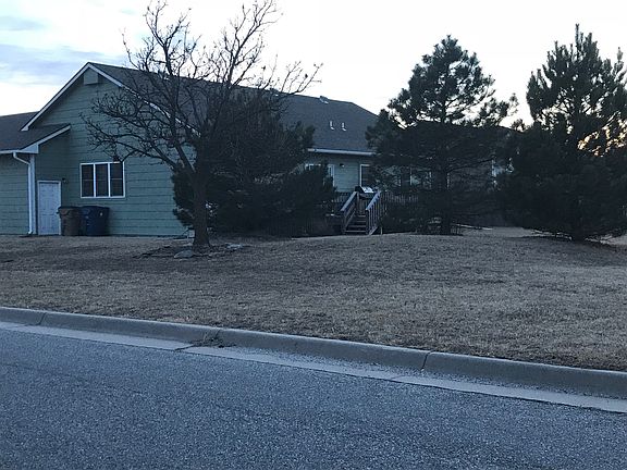 2nd image of 640 Prairie Parkway Ct