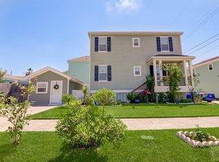 1612 55th St, Galveston, TX 77551