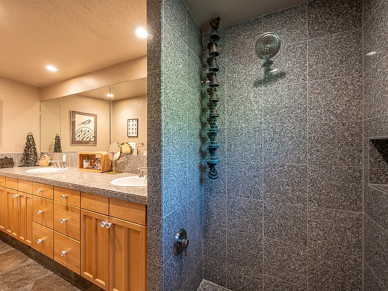 2070 N Whitewater Club Dr — Photo 26