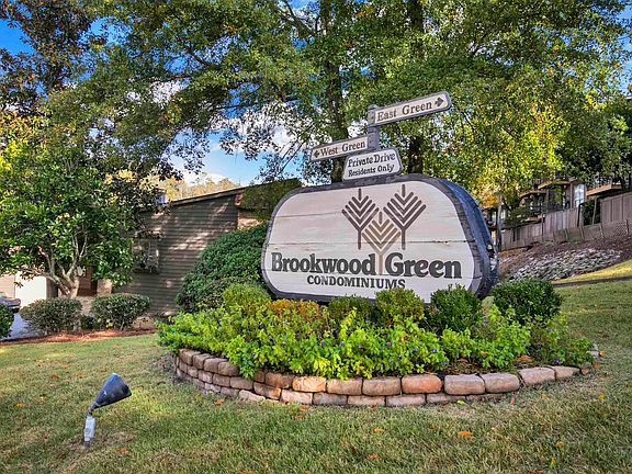 2nd image of 200 East Green #200