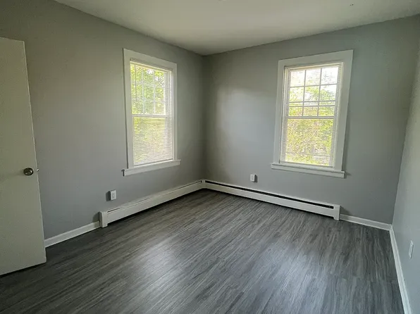 235 Collins St #C3e, Hartford, CT 06105