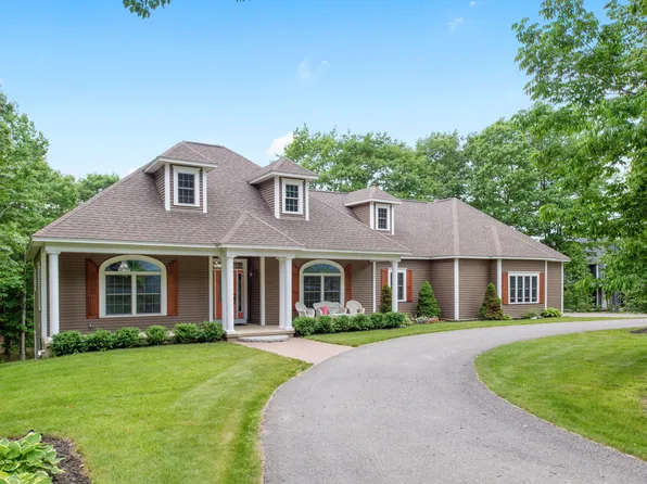 55 Copper Ridge, Hermon, ME 04401