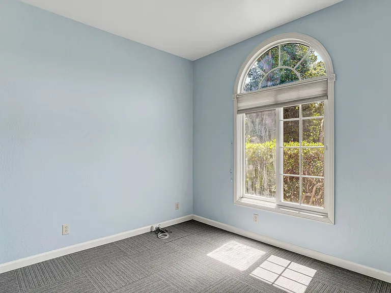 3596 Louis Rd — Photo 10