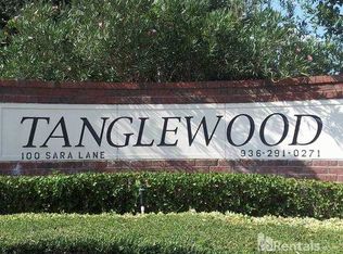 1012 Frostwood St, Huntsville, TX 77340