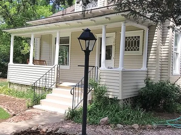 106 W Cheyenne Rd, Colorado Springs, CO 80906