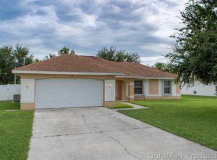 618 Gleason Pkwy, Cape Coral, FL 33914
