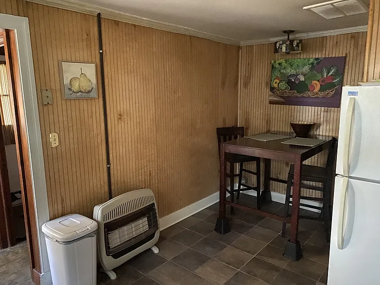 1151B Pen Park Rd — Photo 3