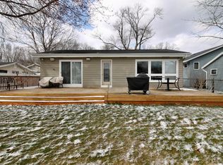 12767 Valley Dr, Wayland, MI 49348