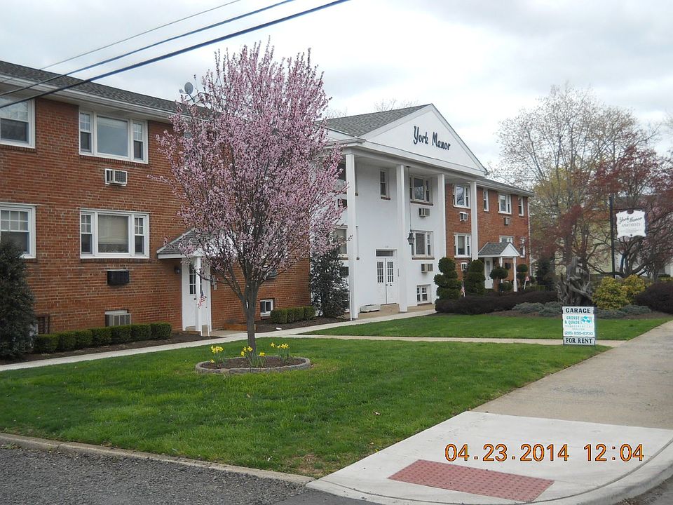 2nd image of 326 York Ave APT C2
