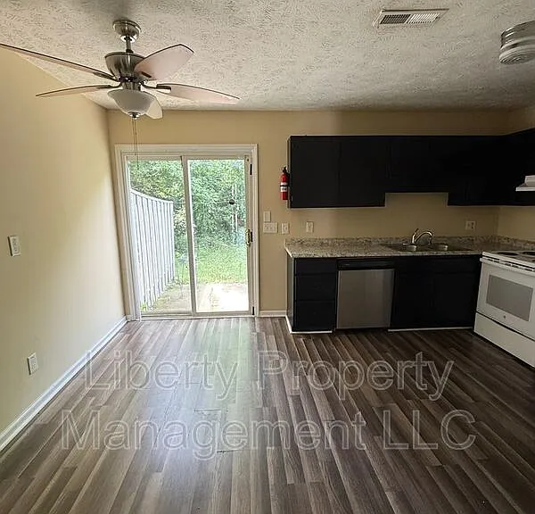 5752 Aftonshire Dr — Photo 5