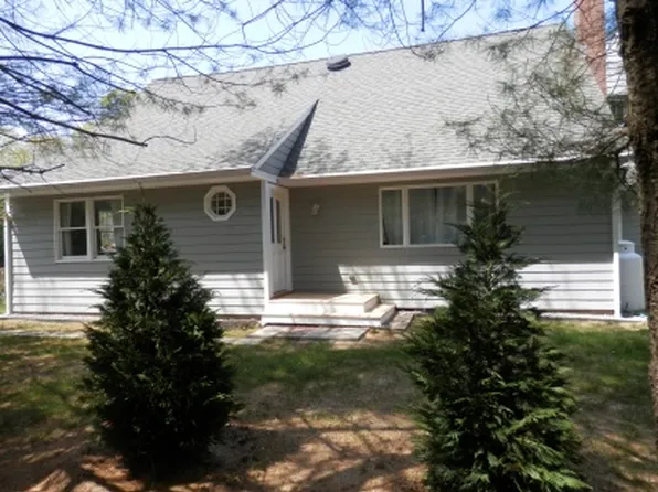 (undisclosed Address), East Hampton, NY 11937