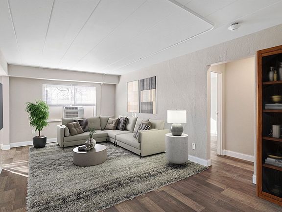 3rd image of 617 W Riverview Ave #Rv200