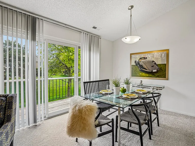 Citation Club Apartments — Photo 6