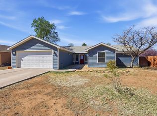 613 Apricot St, Alpine, TX 79830