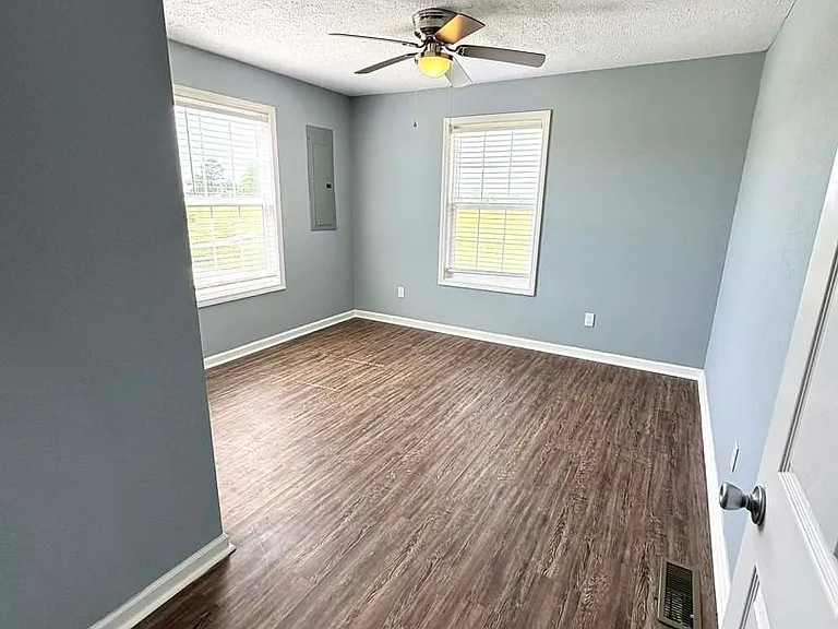 5894 Stovall Rd — Photo 10